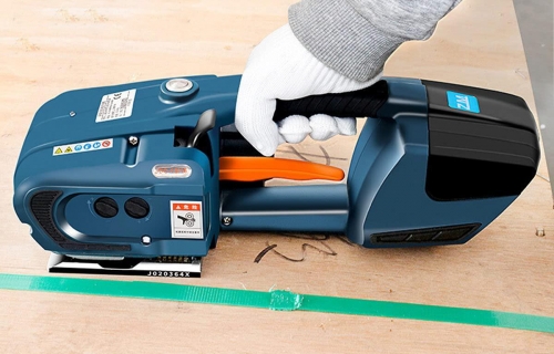 Hướng dẫn chọn mua máy đóng đai cầm tay phù hợp