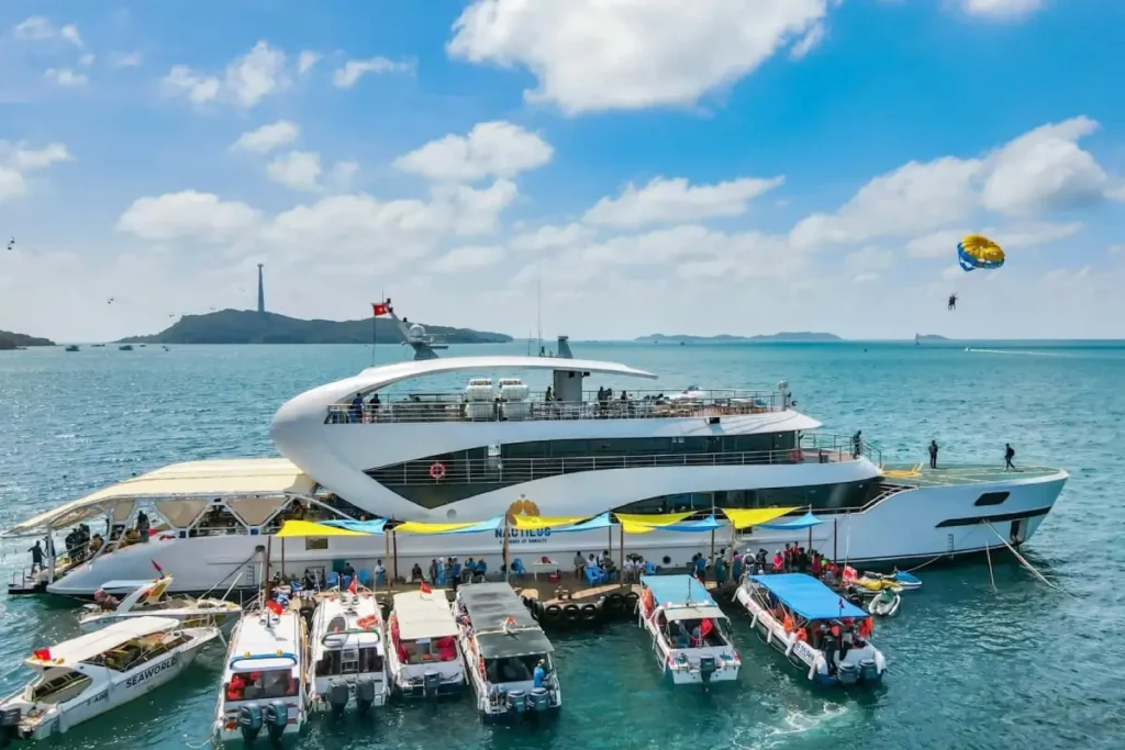 du thuyền nautilus phú quốc